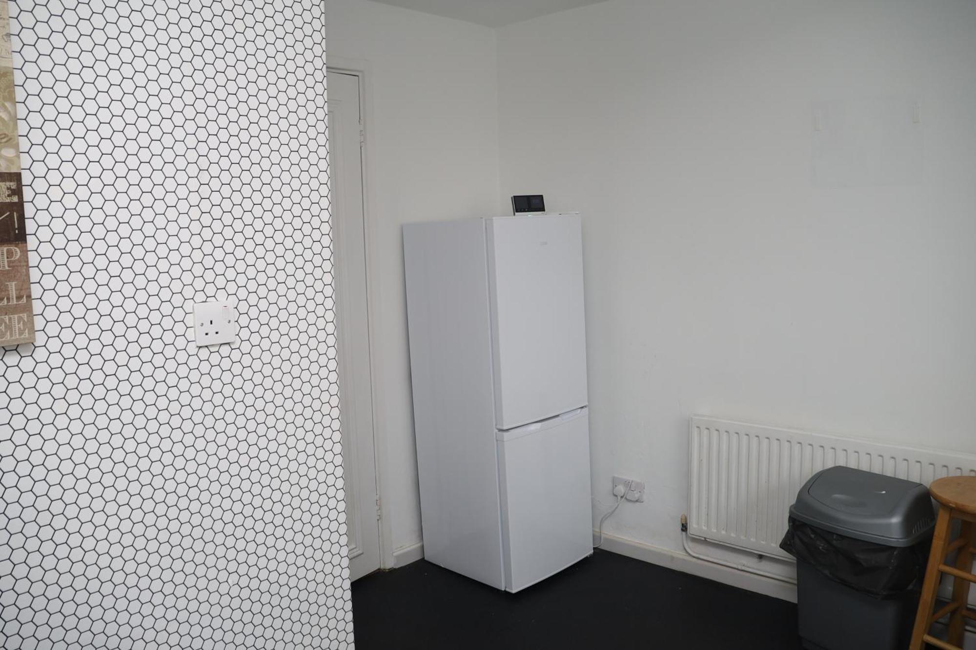 Superb 3 Bedroom Flat In ستافورد المظهر الخارجي الصورة